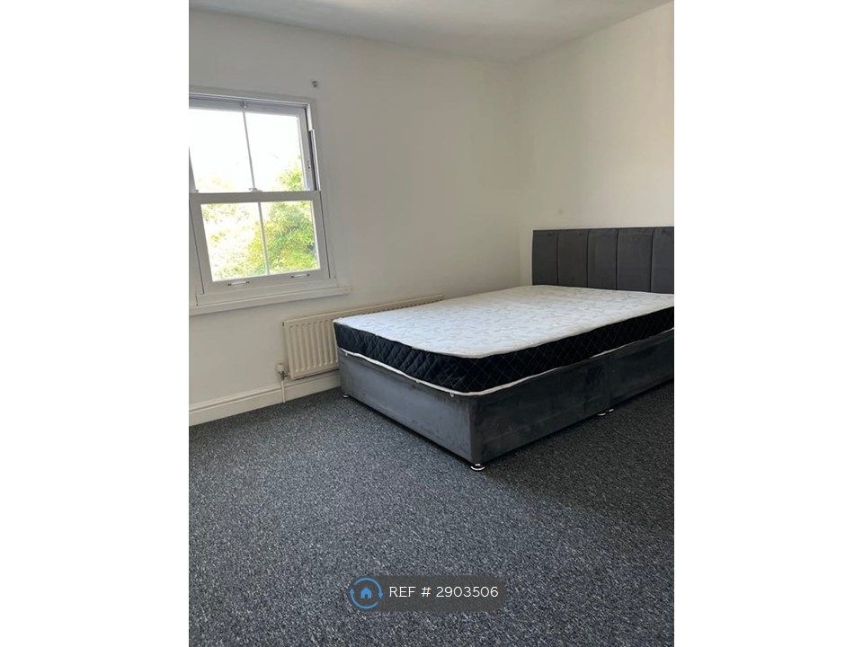 Property photo 3 of 3
