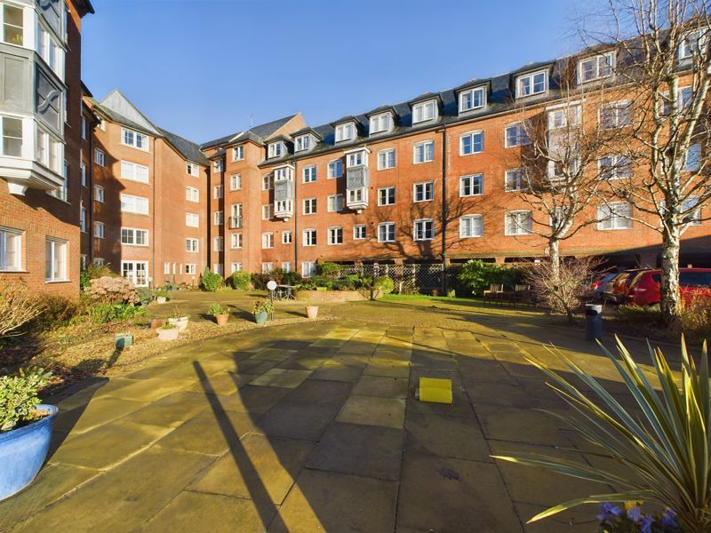 Property photo 1 of 8 Secured Communal Garden