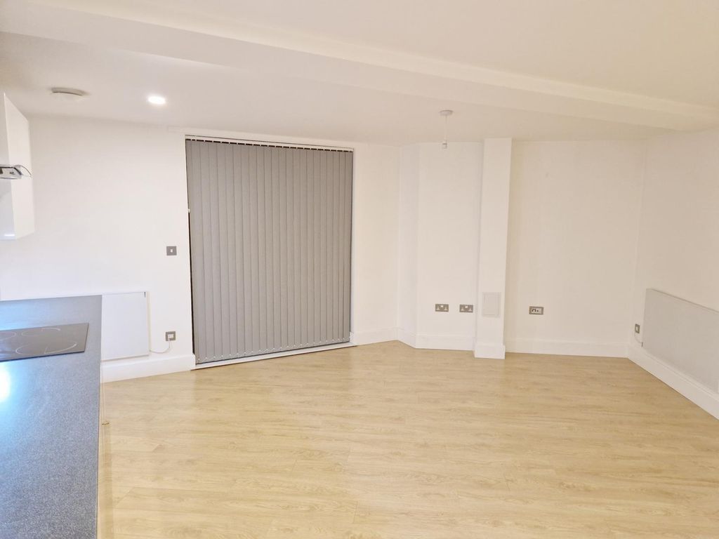 Property photo 3 of 13 Gallery