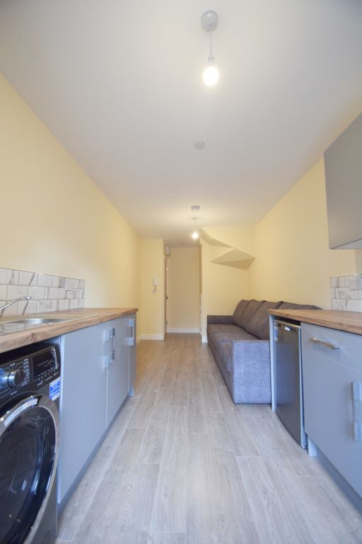 Property photo 2 of 7 Photo 2