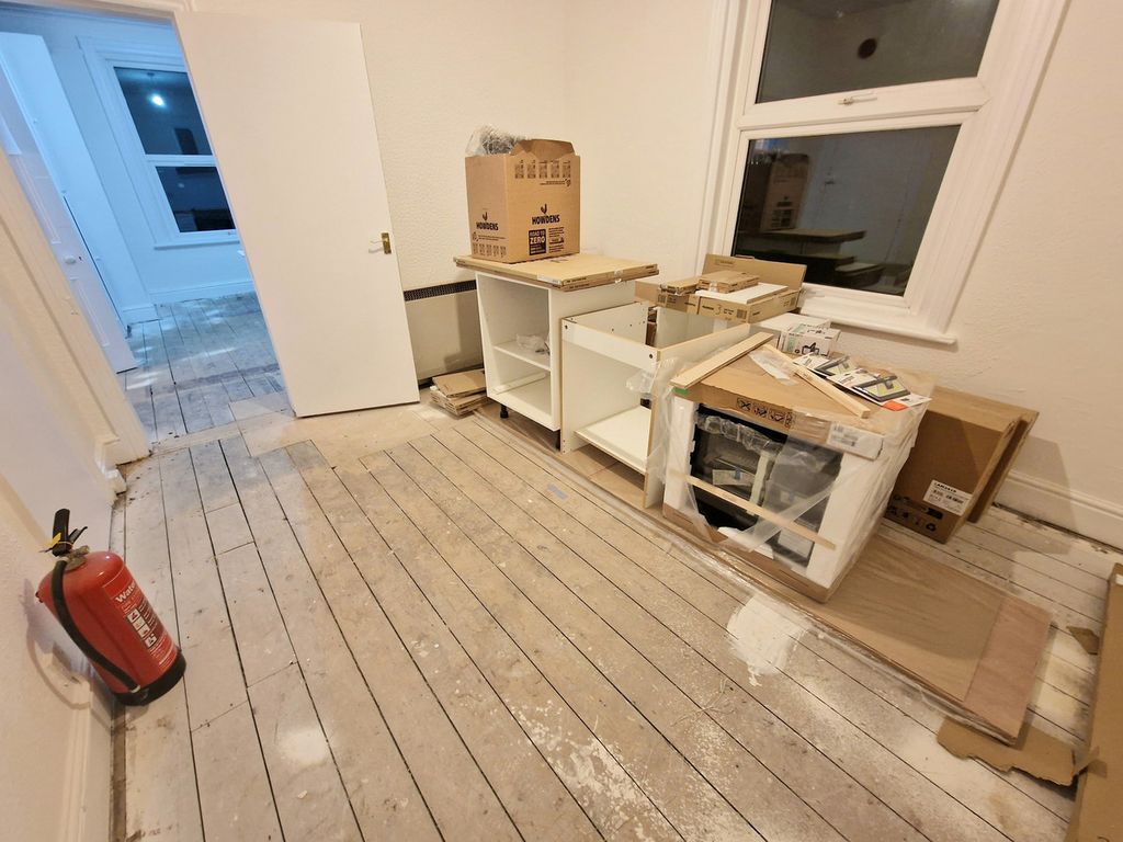 Property photo 2 of 3