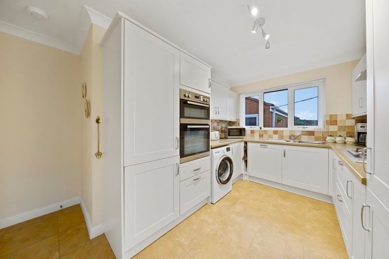 Property photo 2 of 26 Kitchen