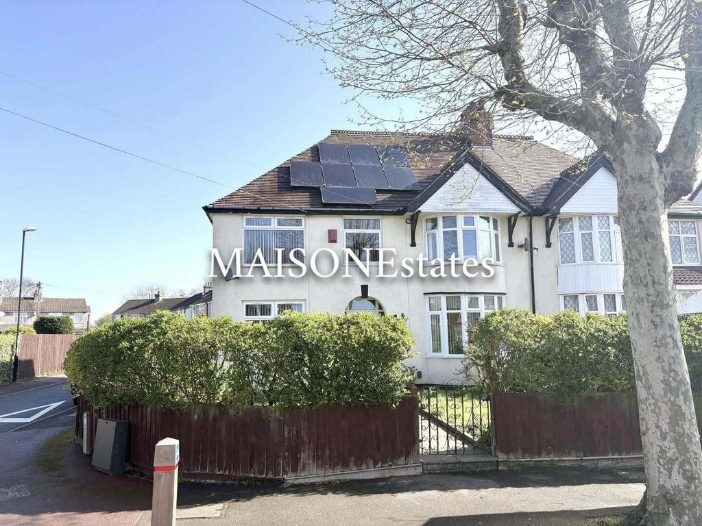 Property photo 3 of 14 Front.Jpg