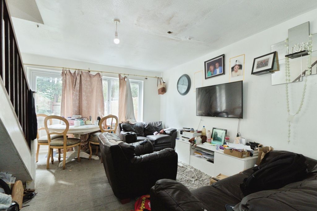 Property photo 3 of 20 Pbox-Img.Jpg
