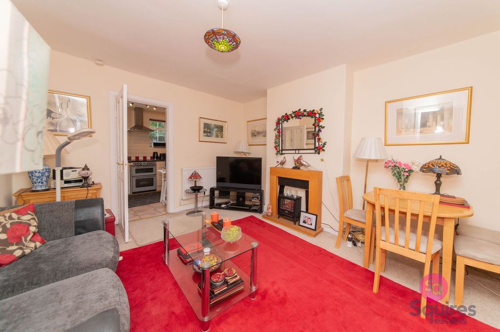 Property photo 2 of 17