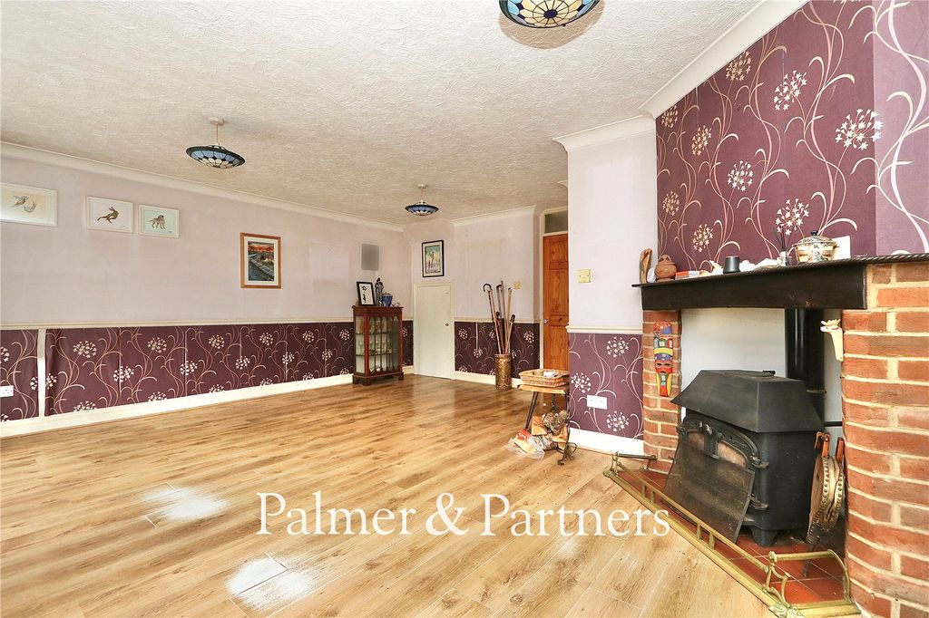 Property photo 3 of 21 Picture No. 14