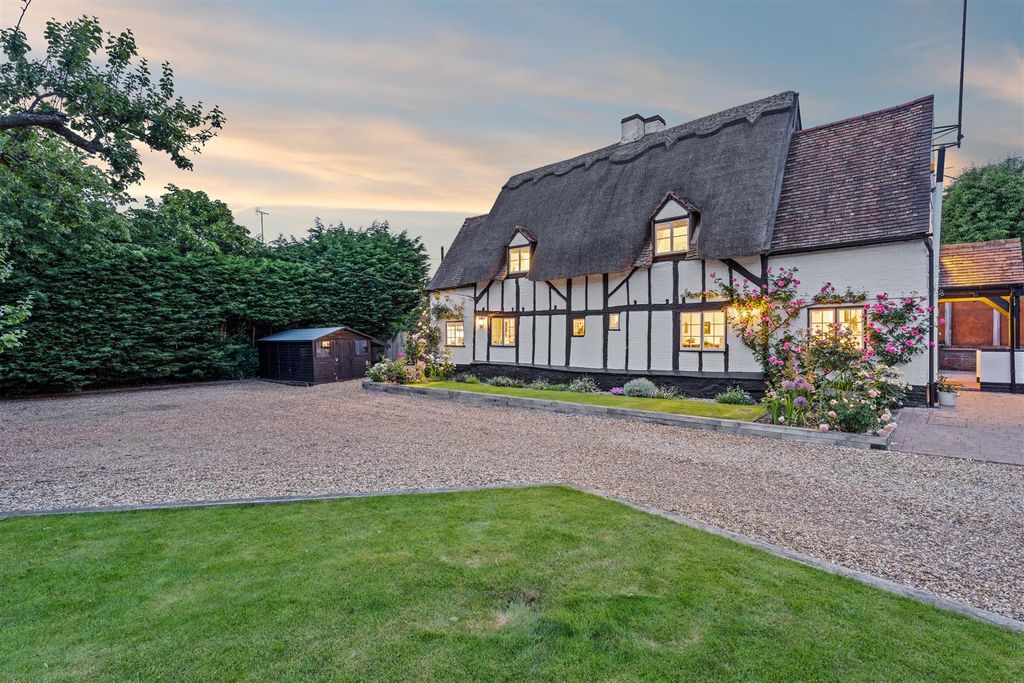 Property photo 1 of 36 Bridge Farm Cottage