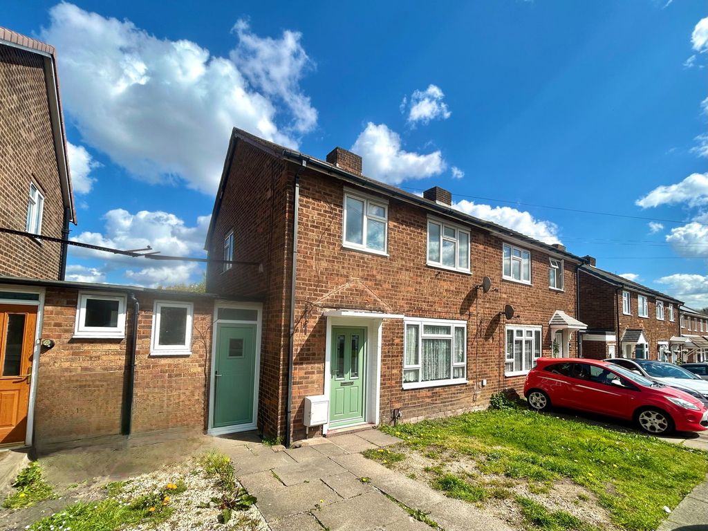 Property photo 1 of 12