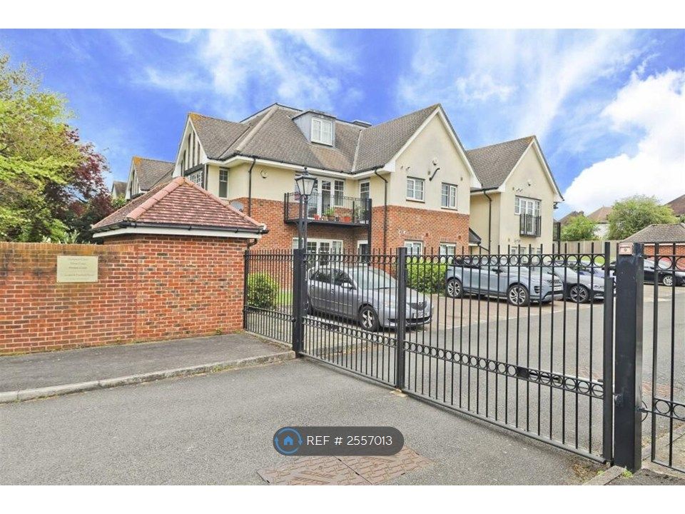 Property photo 2 of 15 Gate