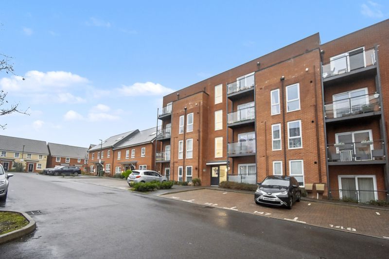 Property photo 1 of 7 Photo 8