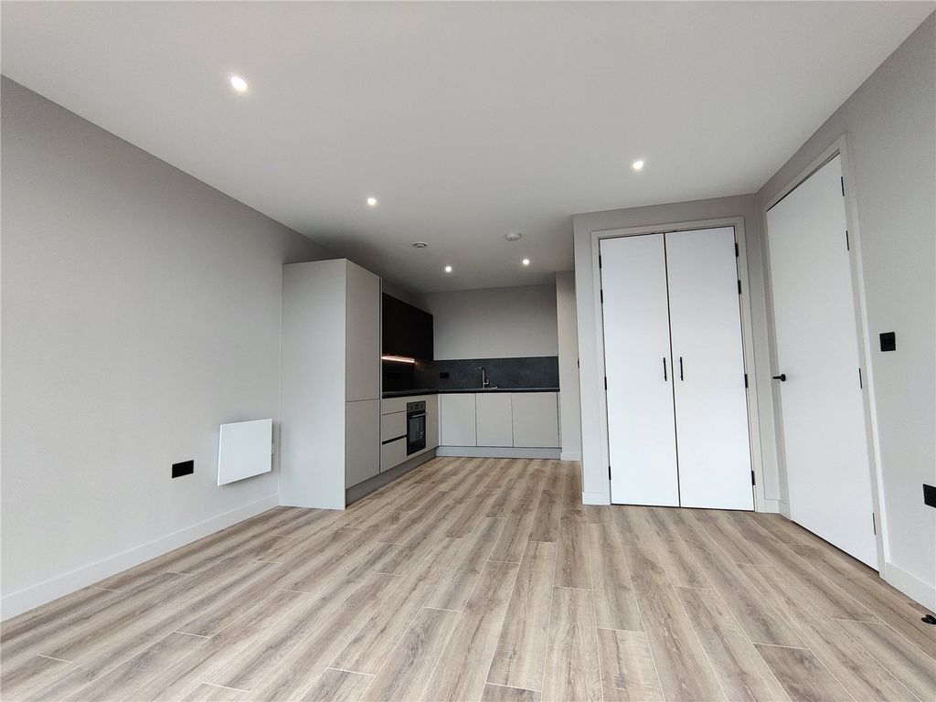 Property photo 2 of 7 Picture No. 07