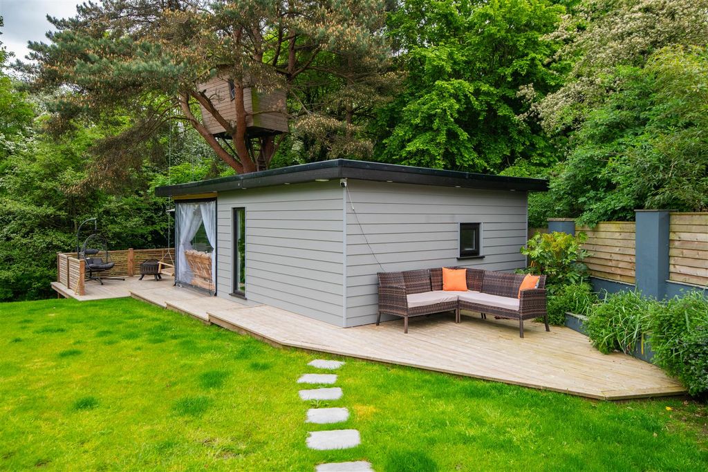 Additional image 39 of 5 bed detached bungalow for saleMill Lane, Farington Moss, Leyland PR26