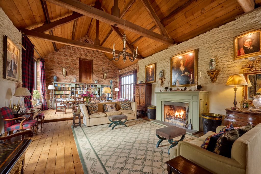 Property photo 3 of 20