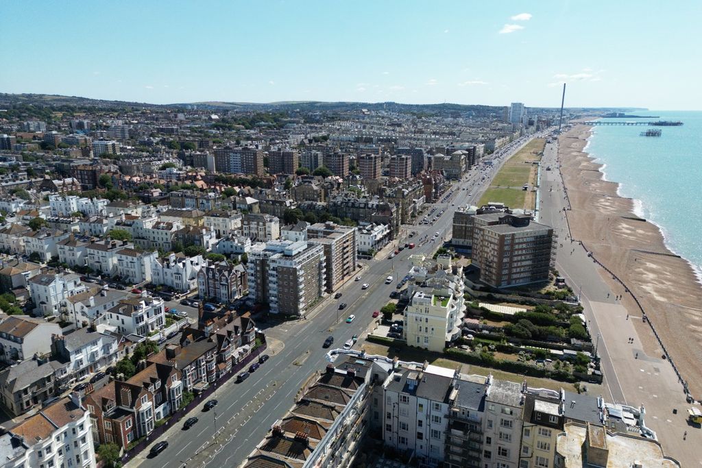 Property photo 1 of 14 4694401