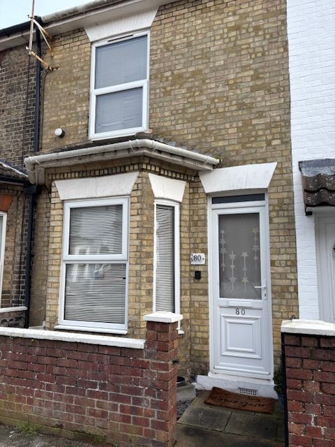 Property photo 1 of 12