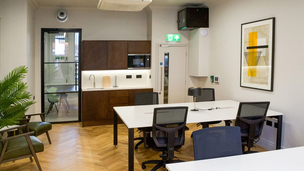 Property photo 3 of 5