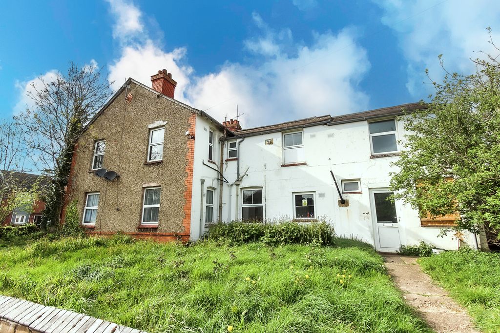 Property photo 1 of 5 Front