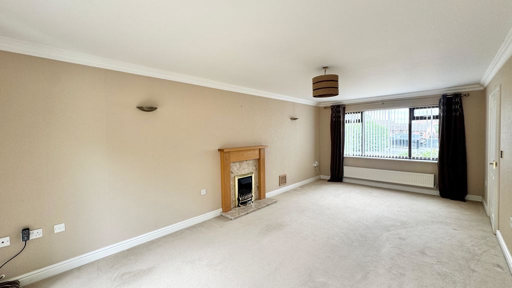 Property photo 3 of 23 Photo 7
