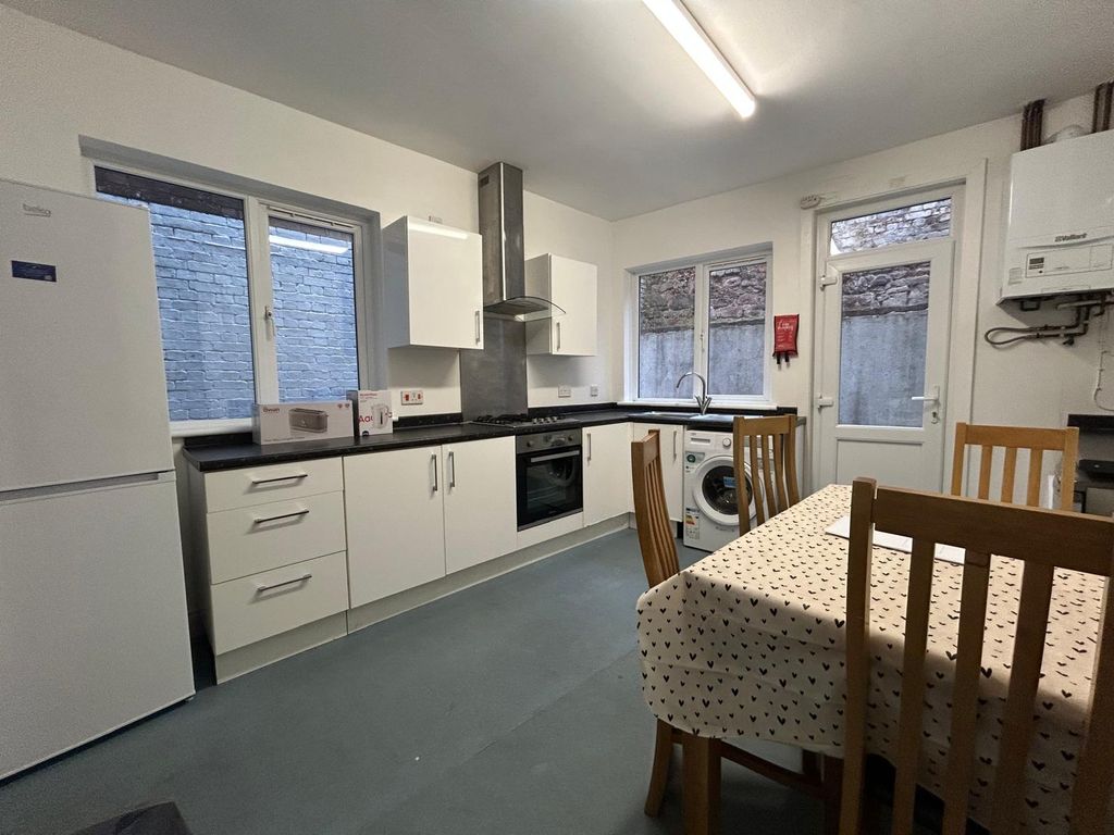 Property photo 3 of 13 Img-20250923-Wa0063