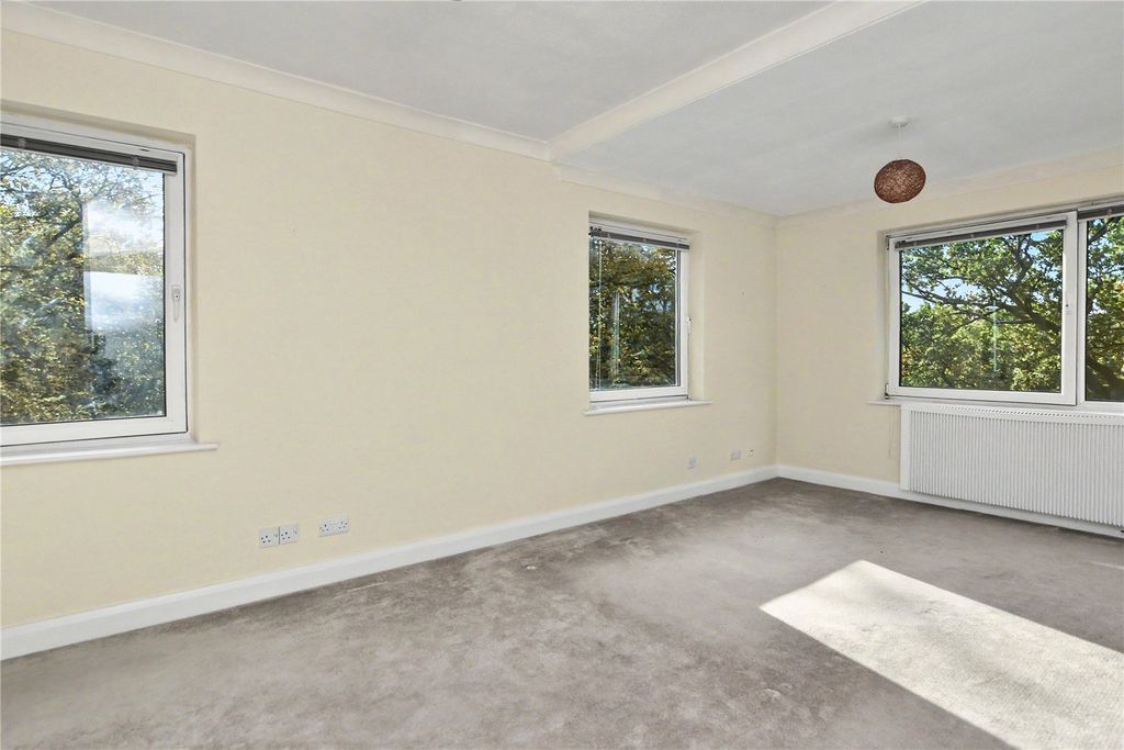 Property photo 3 of 15 Picture No. 03