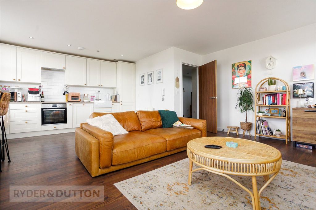 Property photo 1 of 17 Picture No. 22