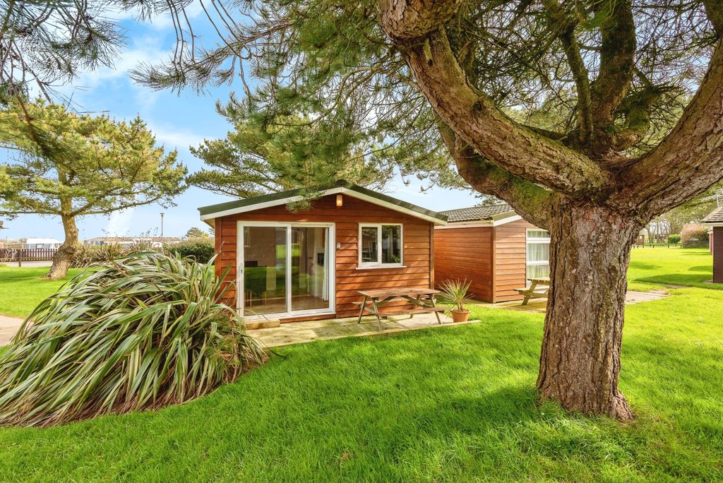 Property photo 1 of 15 Photography