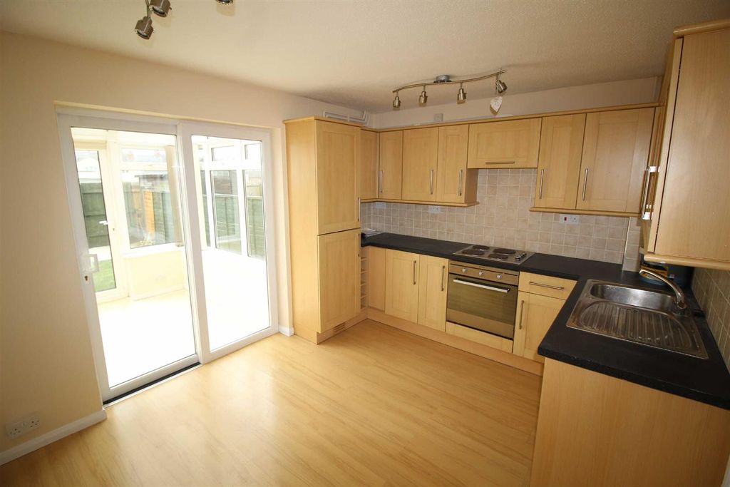 Property photo 3 of 8