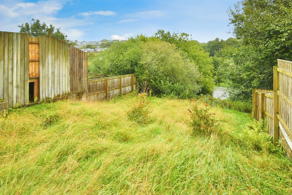 Property photo 2 of 4