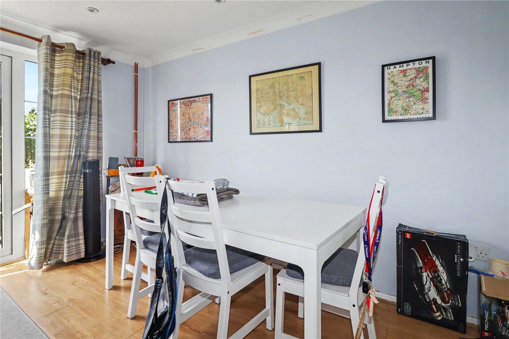 Property photo 3 of 13 Picture No. 10
