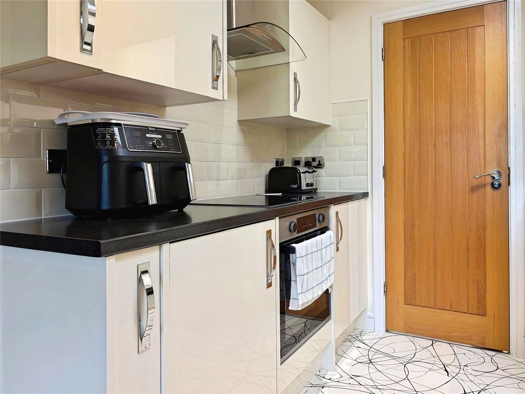 Property photo 3 of 9 Picture No. 05