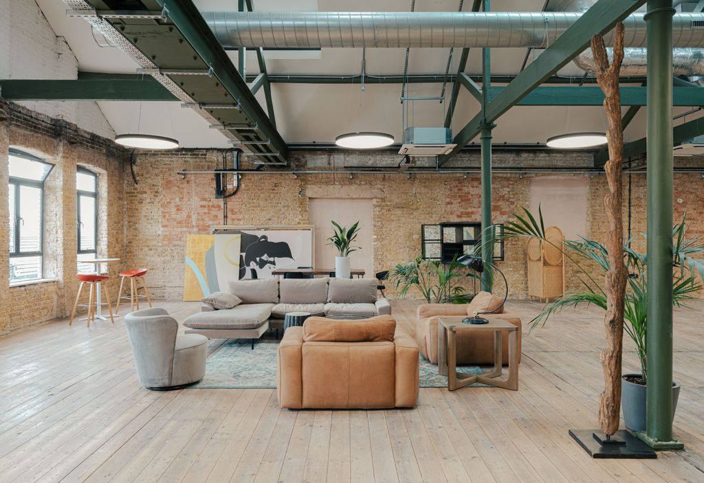 Property photo 1 of 4