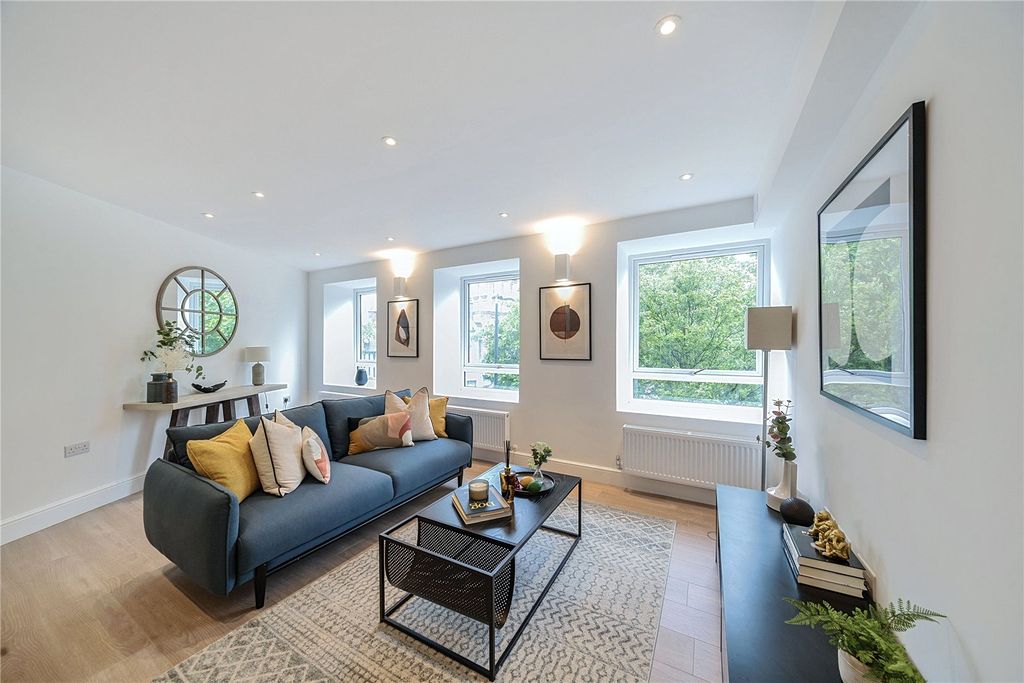 Property photo 3 of 10 Picture No. 03