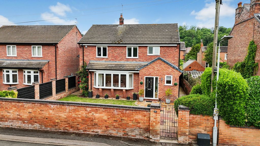 Property photo 1 of 24