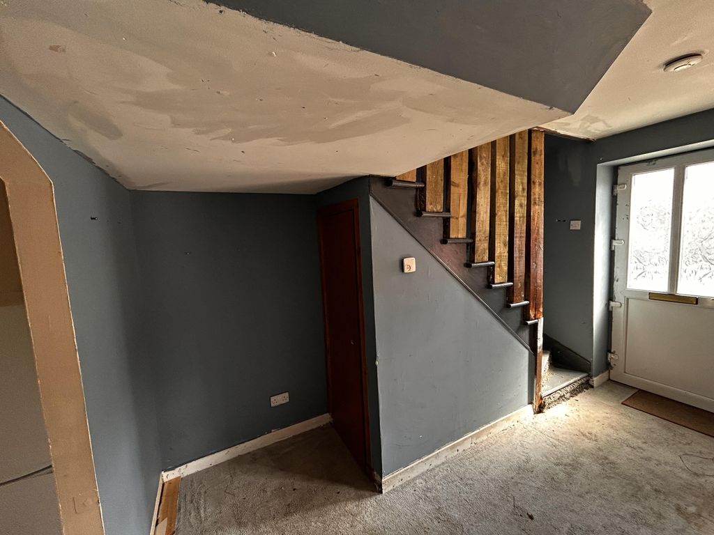 Property photo 3 of 16 3