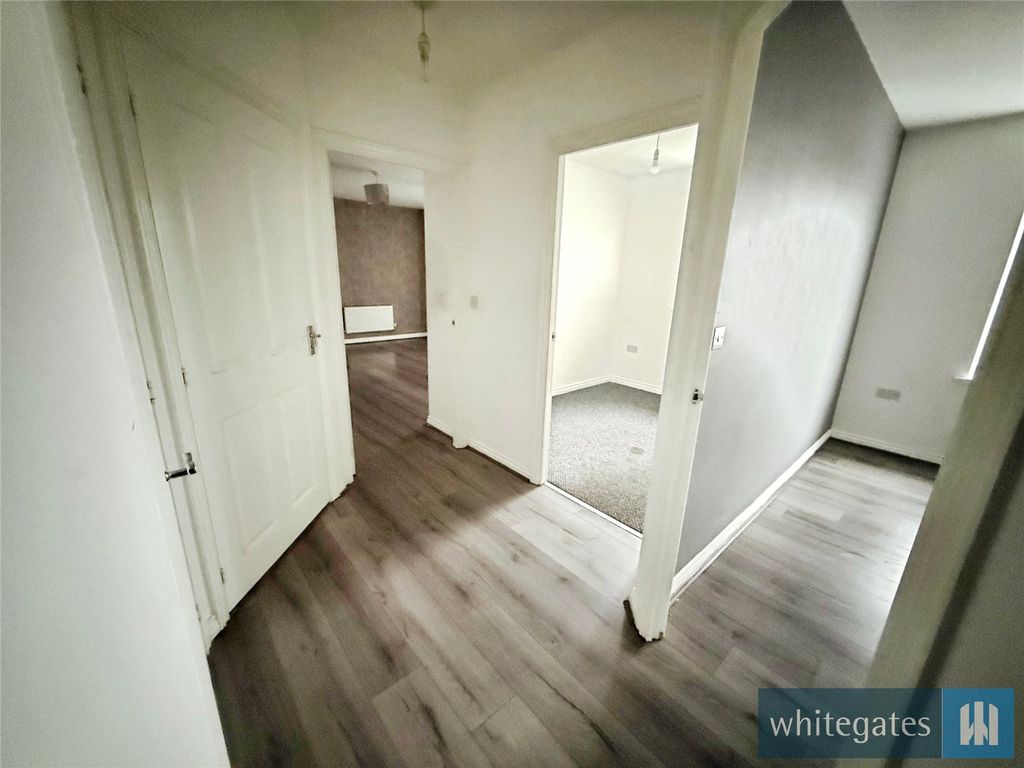 Property photo 3 of 14 Picture No. 16