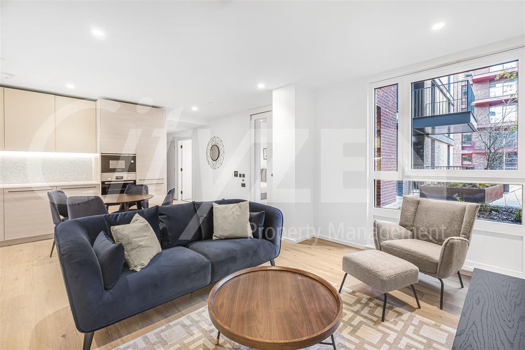 Property photo 1 of 13 Reception Room