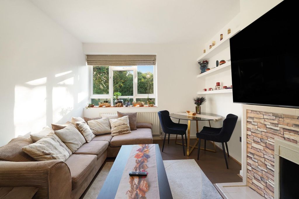 Property photo 1 of 17 1 (1).Jpg