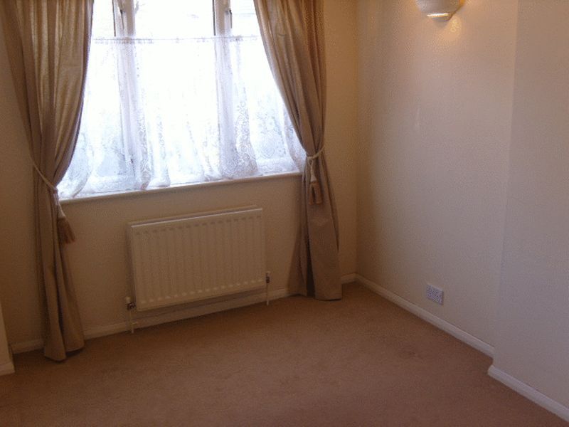 Property photo 3 of 11 Photo 3