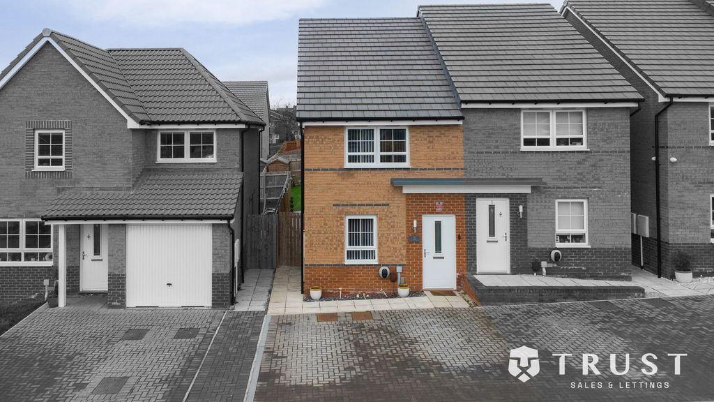 Property photo 1 of 26