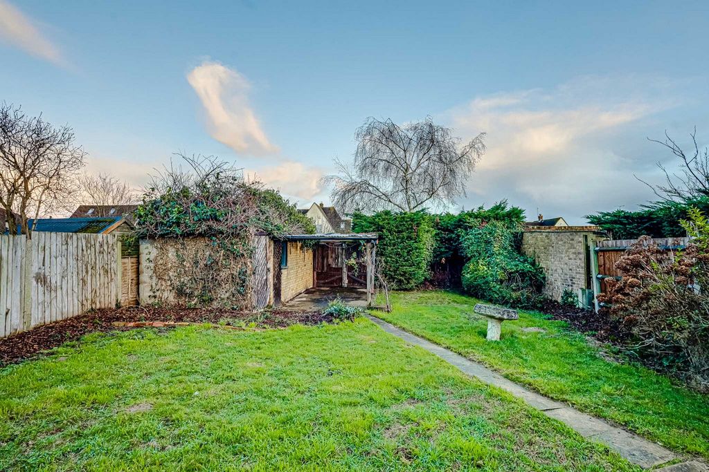 Property photo 2 of 4