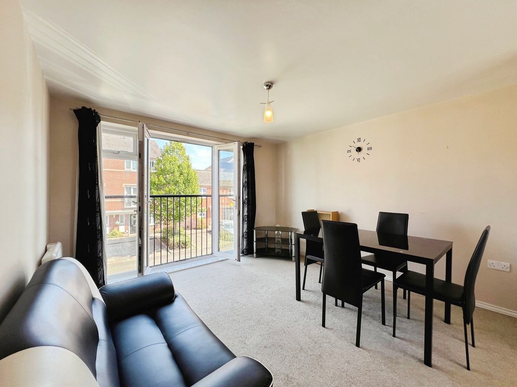 Property photo 3 of 11 Pbox-Img.Jpg