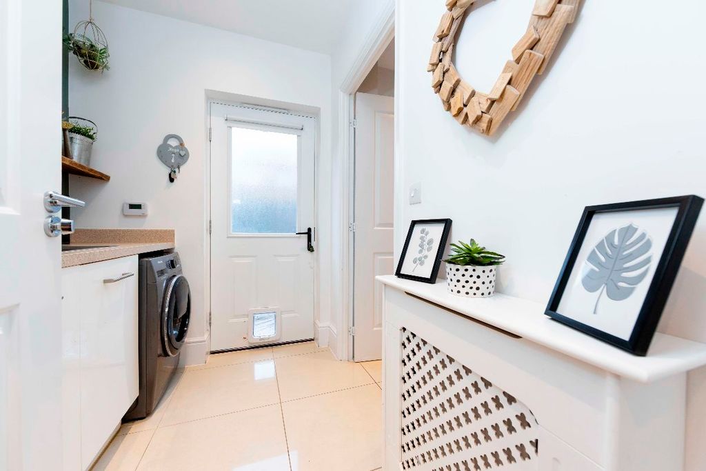 Additional image 21 of 4 bed detached house for saleFoxglove Close, Trelewis, Treharris CF46