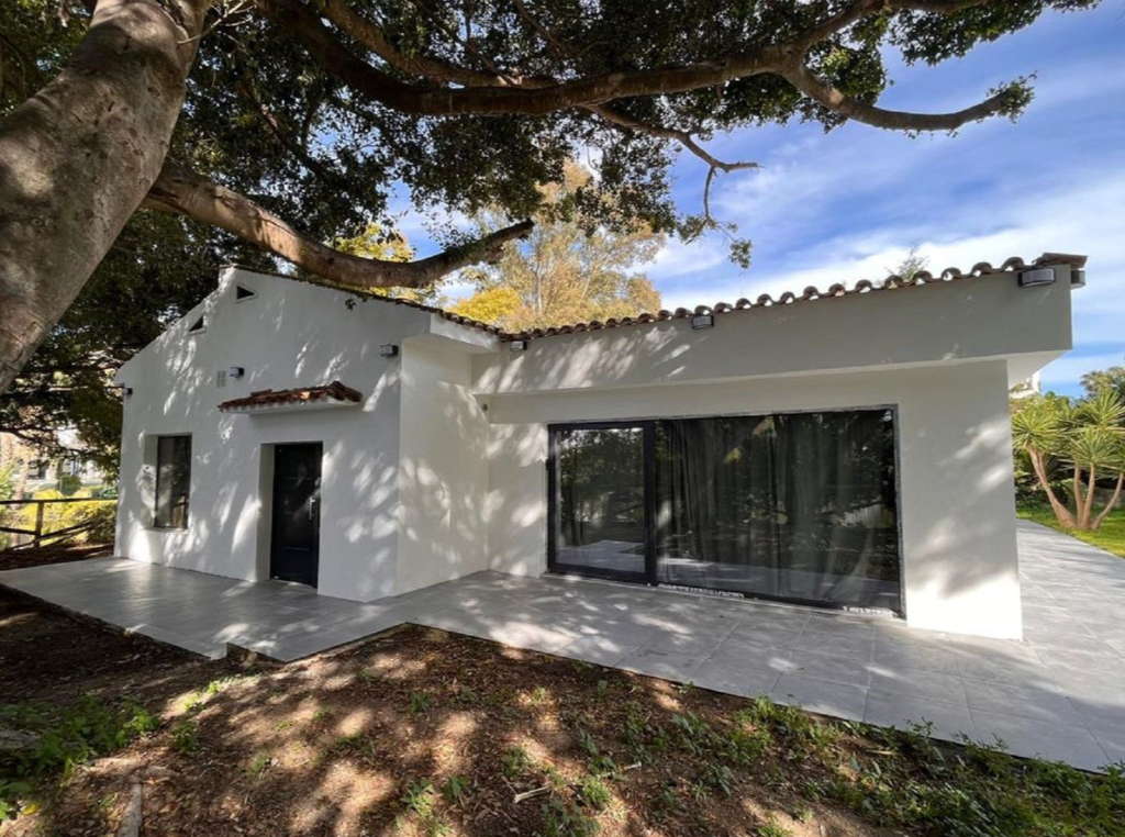 Property photo 2 of 3