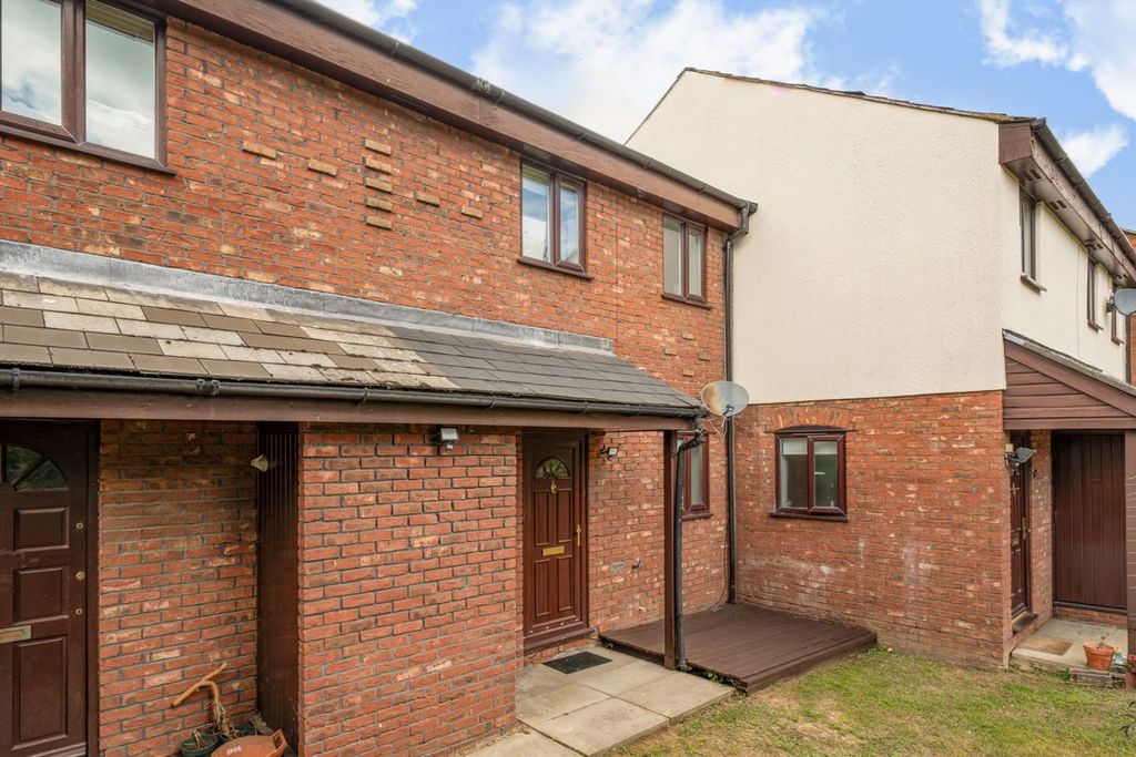 Property photo 1 of 6