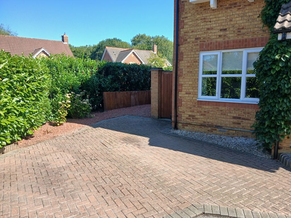 Property photo 1 of 28 2