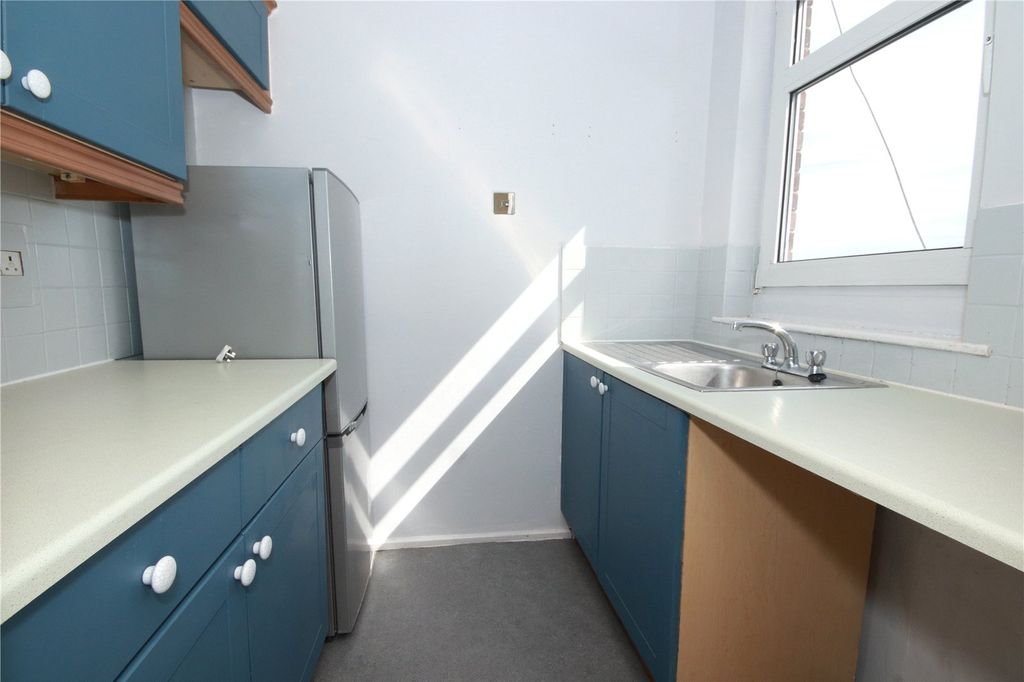 Property photo 3 of 14 Picture No. 11