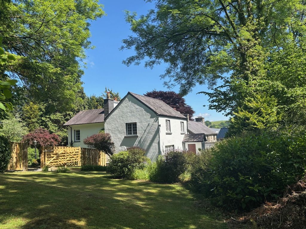 Property photo 1 of 17 Main Image