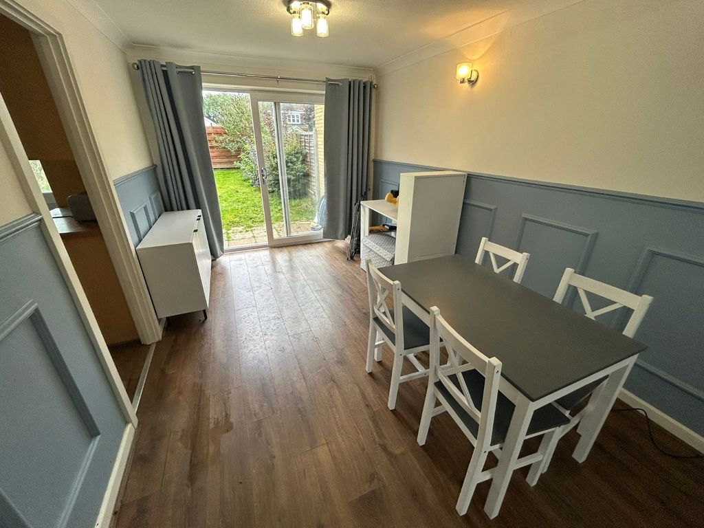 Property photo 3 of 18 Lounge/Diner