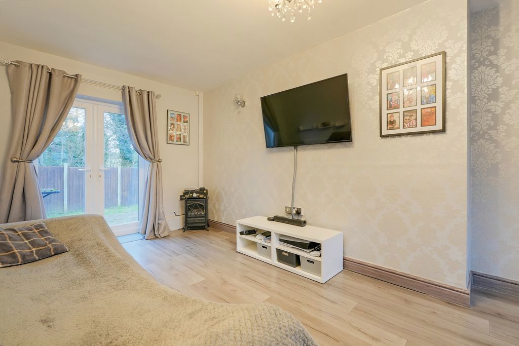 Property photo 3 of 23