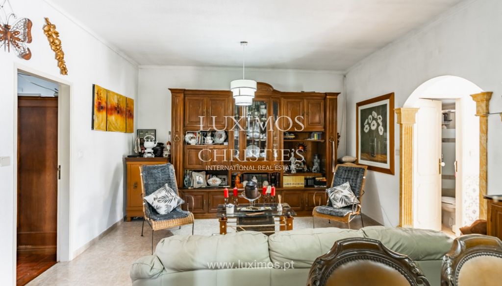 Property photo 3 of 25